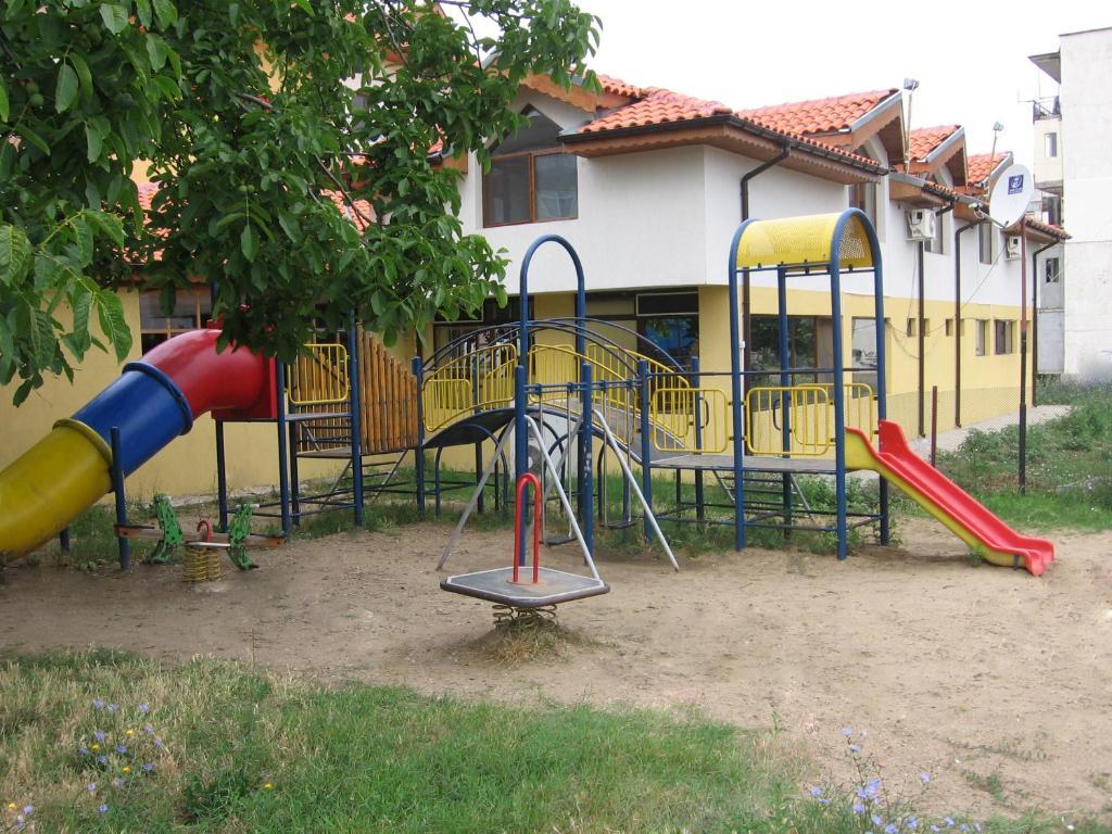 Hotel Queen Aydemir Exterior photo